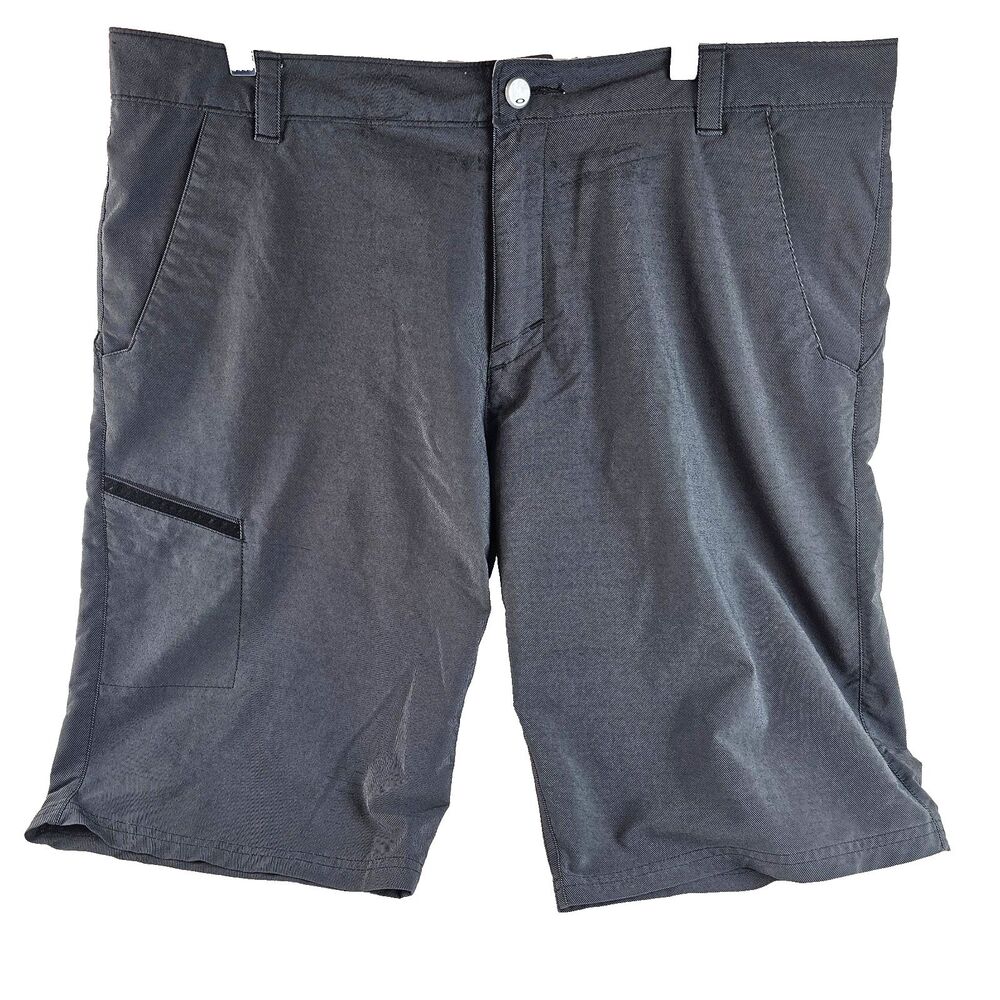 Oakley Shorts Mens 38 Gray Tailored Fit Chino Cargo Golf Skate Performance